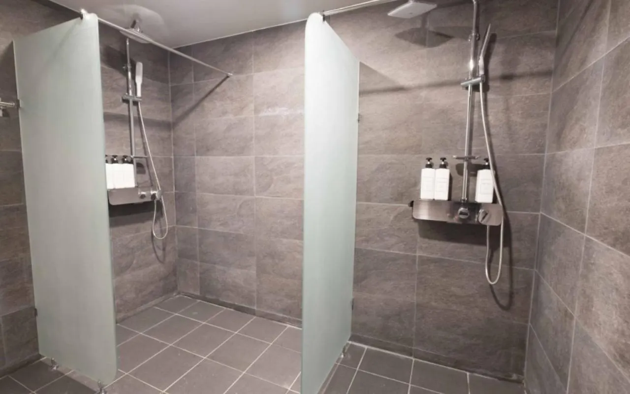 Canvas Black Guesthouse 부산광역시